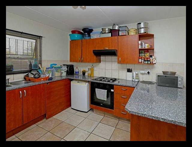 2 BEDROOM APARTMENT FOR SALE IN VORNA VALLEY